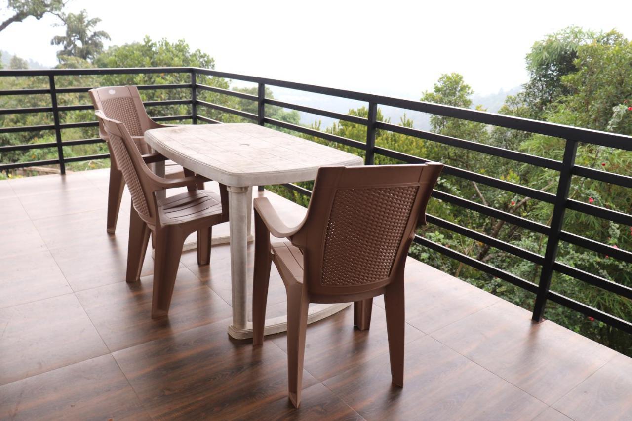 Coorg Nature Breeze Home Stay Madikeri Zewnętrze zdjęcie