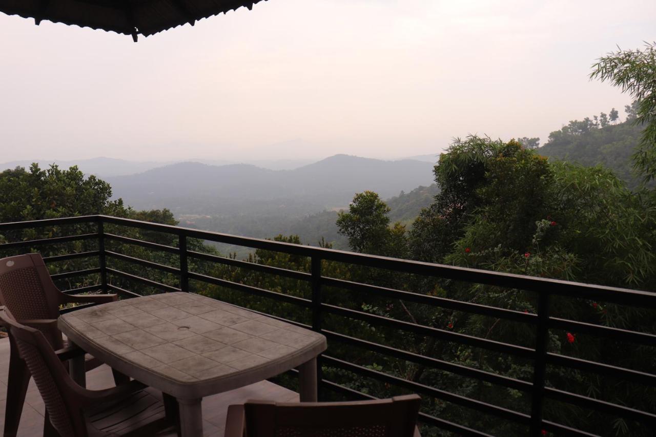 Coorg Nature Breeze Home Stay Madikeri Zewnętrze zdjęcie